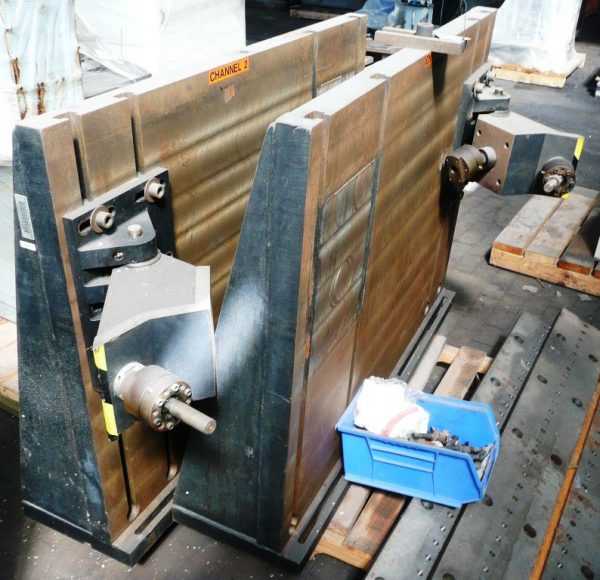 T-Slotted 90° Angle Plates